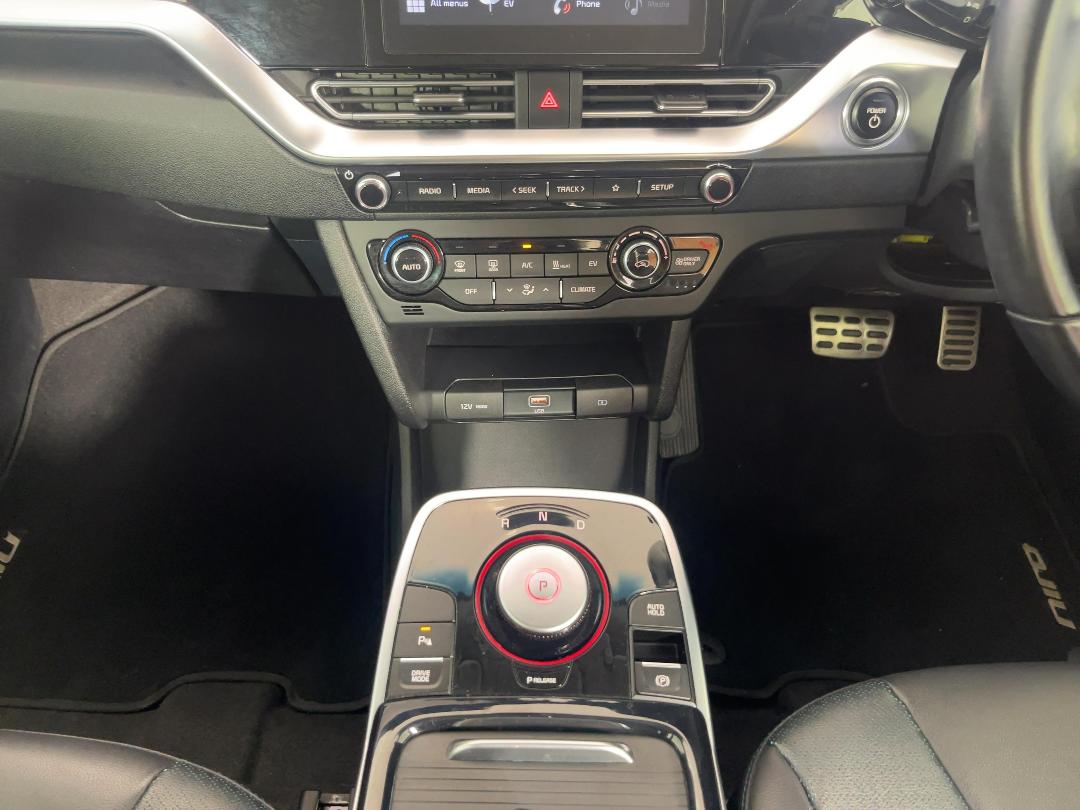 Photo '18' of KIA Niro