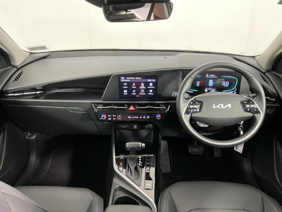 Photo '17' of KIA Niro