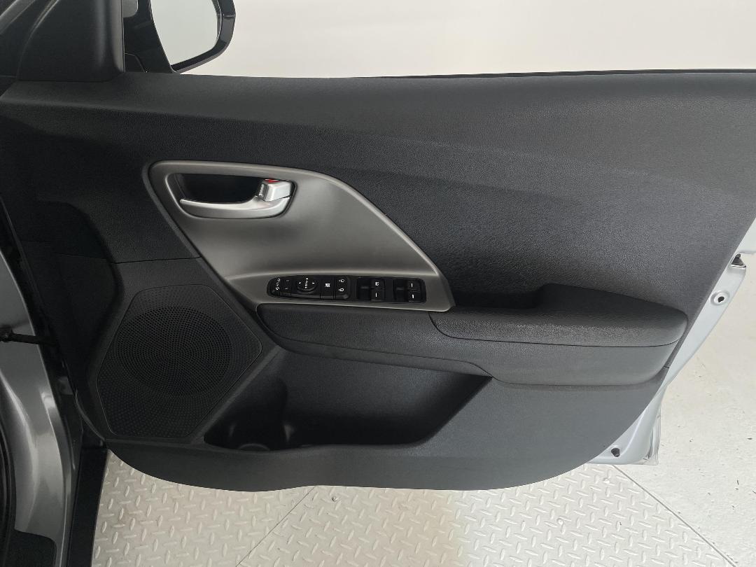 Photo '15' of KIA Niro