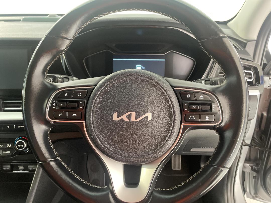 Photo '28' of KIA Niro