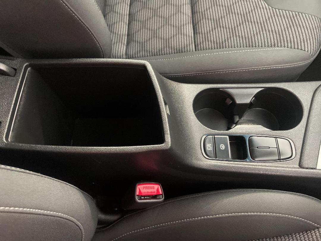 Photo '33' of KIA Niro