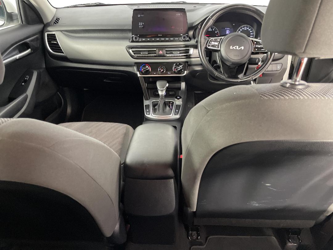 Photo '18' of KIA Seltos