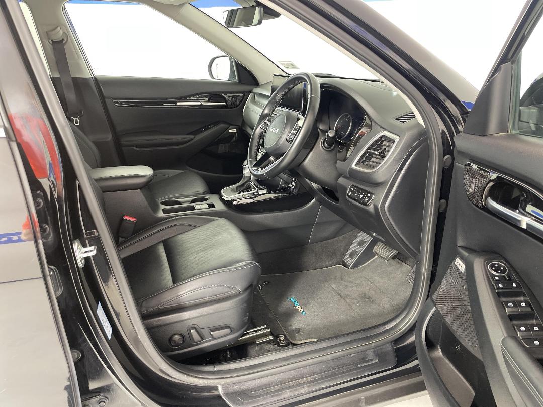 Photo '16' of KIA Seltos