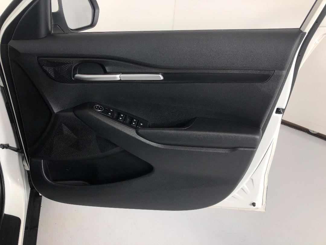 Photo '15' of KIA Seltos