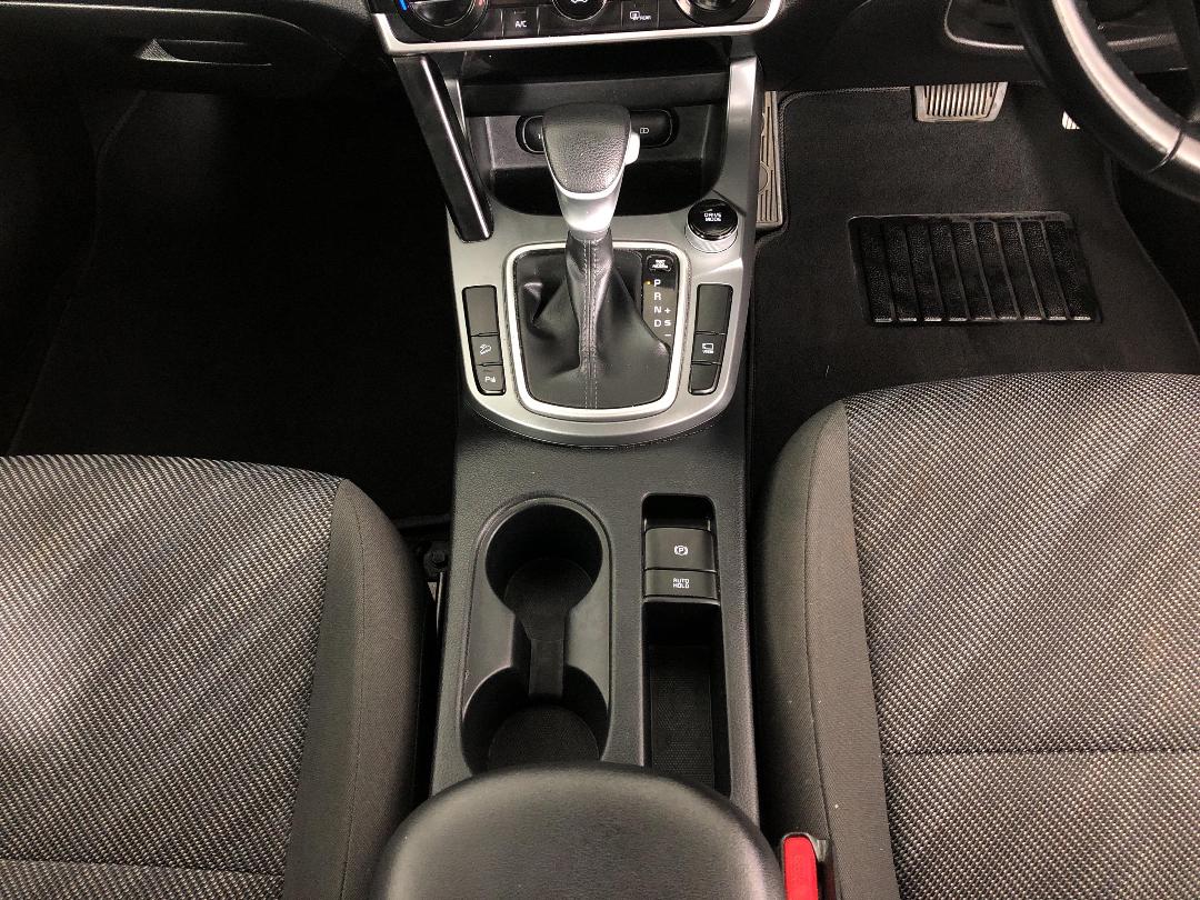 Photo '18' of KIA Seltos