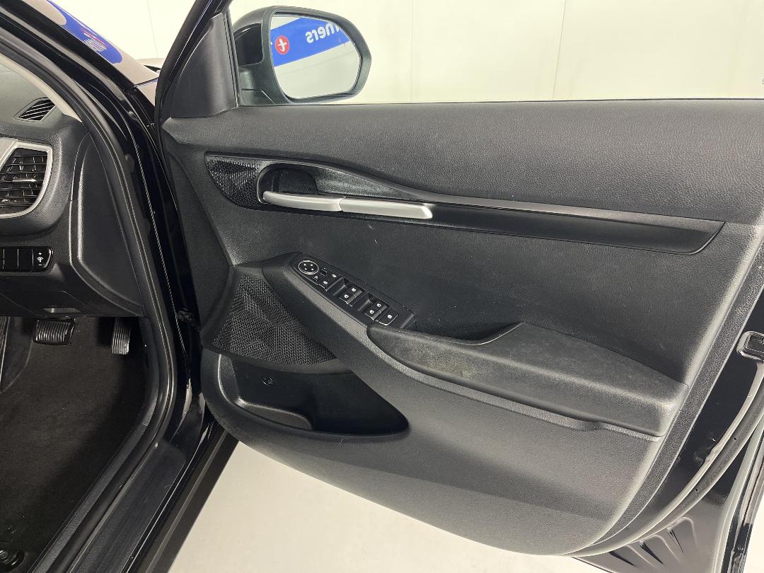 Photo '15' of KIA Seltos Photo '15' of KIA Seltos