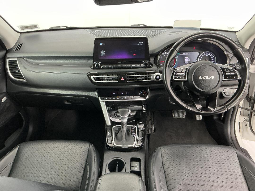 Photo '17' of KIA Seltos