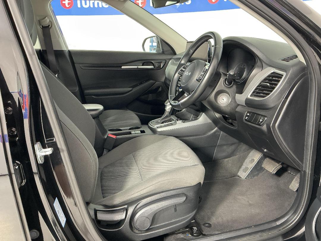 Photo '16' of KIA Seltos