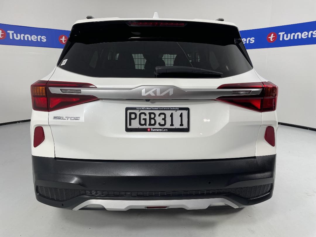 Photo '6' of KIA Seltos Photo '6' of KIA Seltos