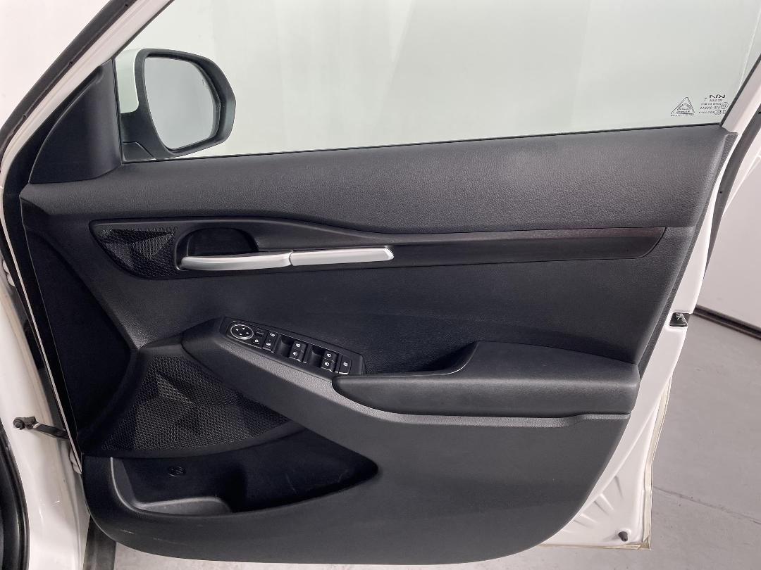 Photo '15' of KIA Seltos