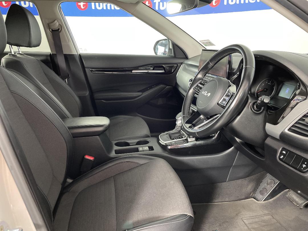 Photo '16' of KIA Seltos