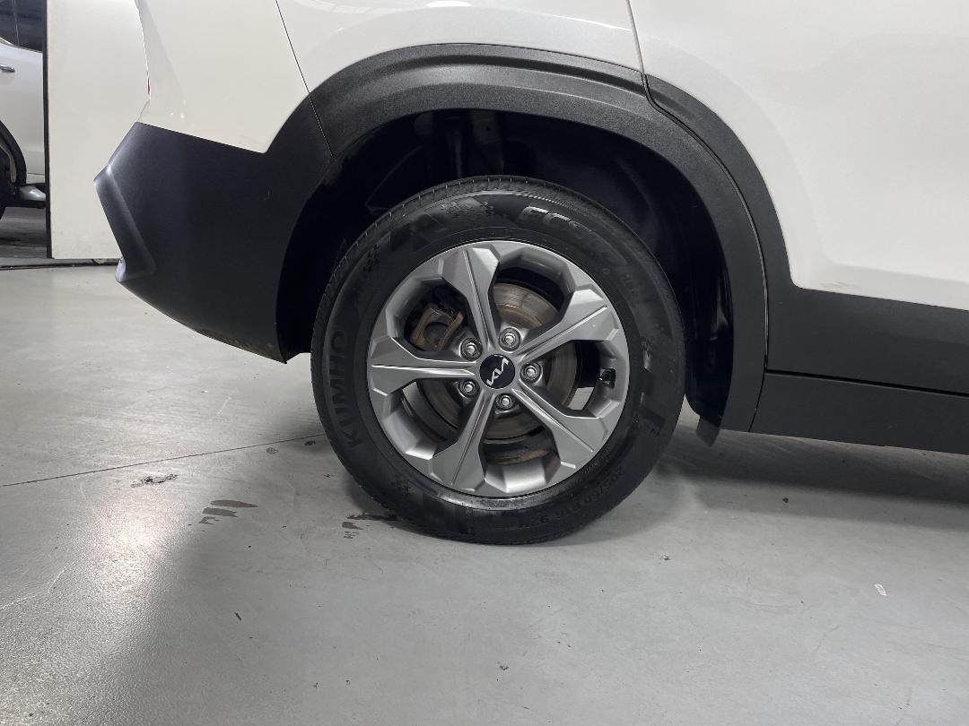 Photo '12' of KIA Seltos