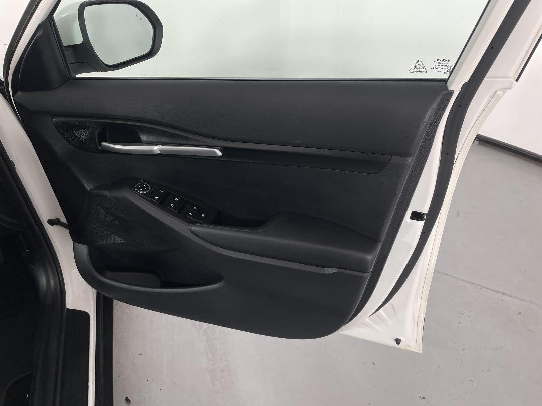 Photo '15' of KIA Seltos