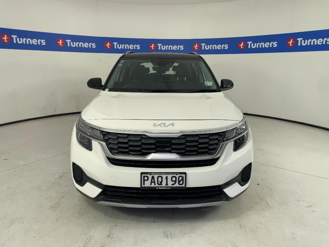 Photo '2' of KIA Seltos Photo '2' of KIA Seltos