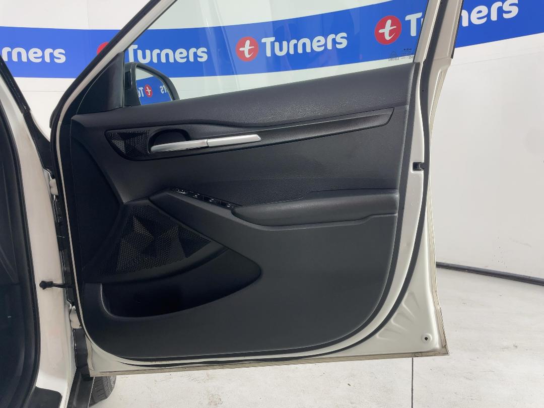 Photo '15' of KIA Seltos Photo '15' of KIA Seltos