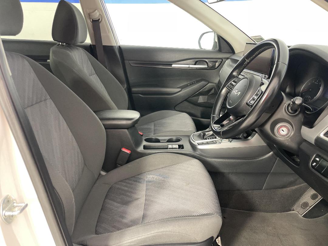 Photo '16' of KIA Seltos