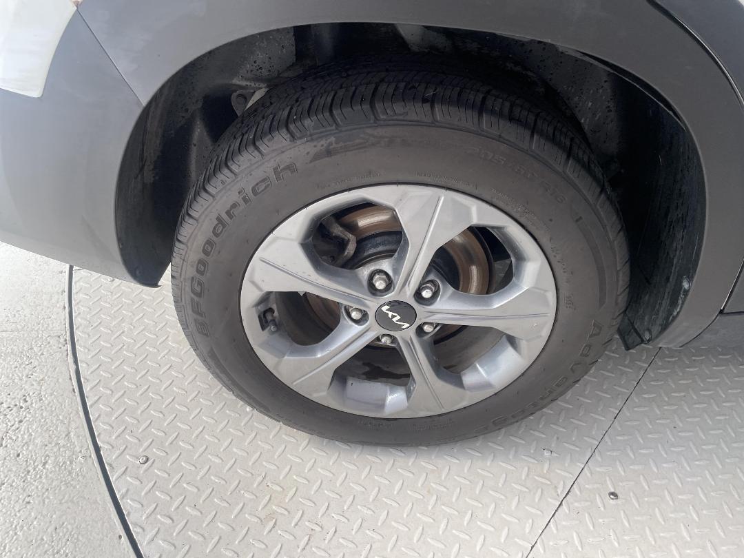 Photo '12' of KIA Seltos