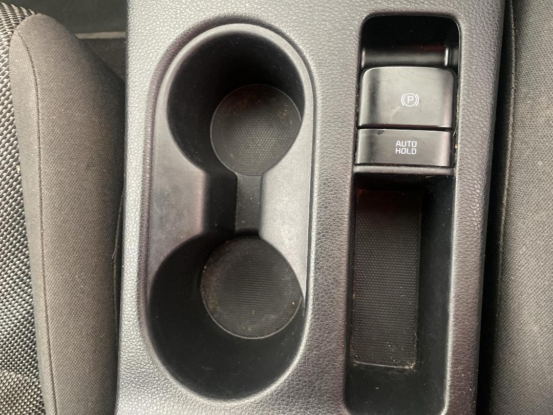 Photo '32' of KIA Seltos