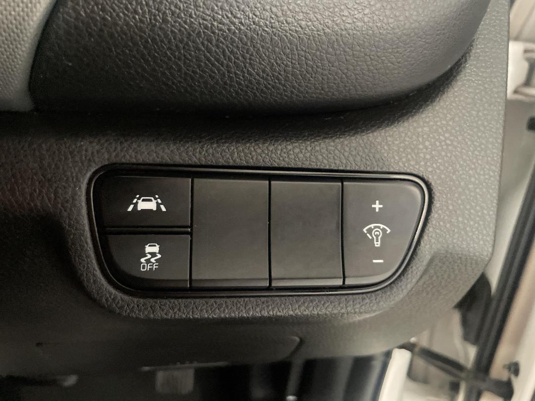 Photo '24' of KIA Seltos Photo '24' of KIA Seltos