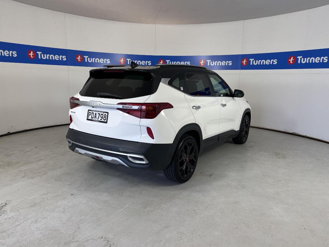 Photo '7' of KIA Seltos Photo '7' of KIA Seltos