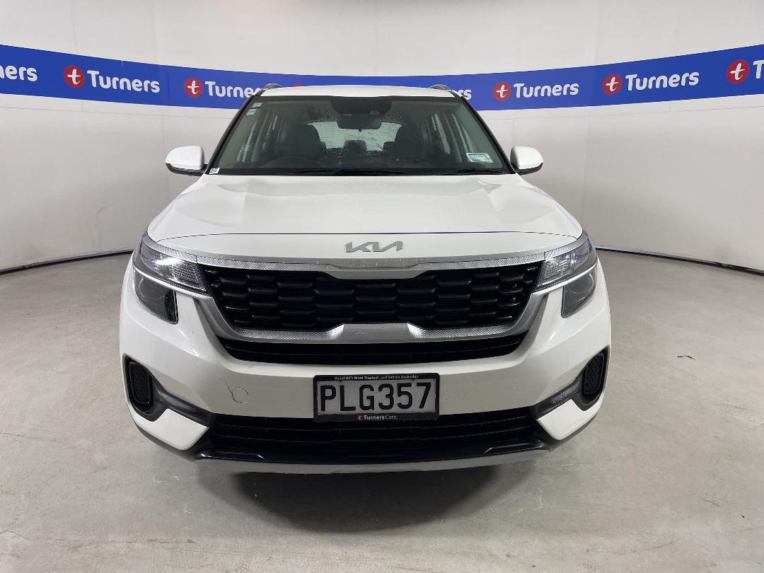 Photo '2' of KIA Seltos Photo '2' of KIA Seltos