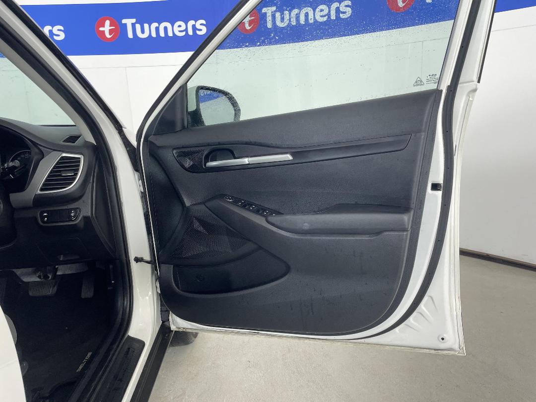 Photo '15' of KIA Seltos Photo '15' of KIA Seltos