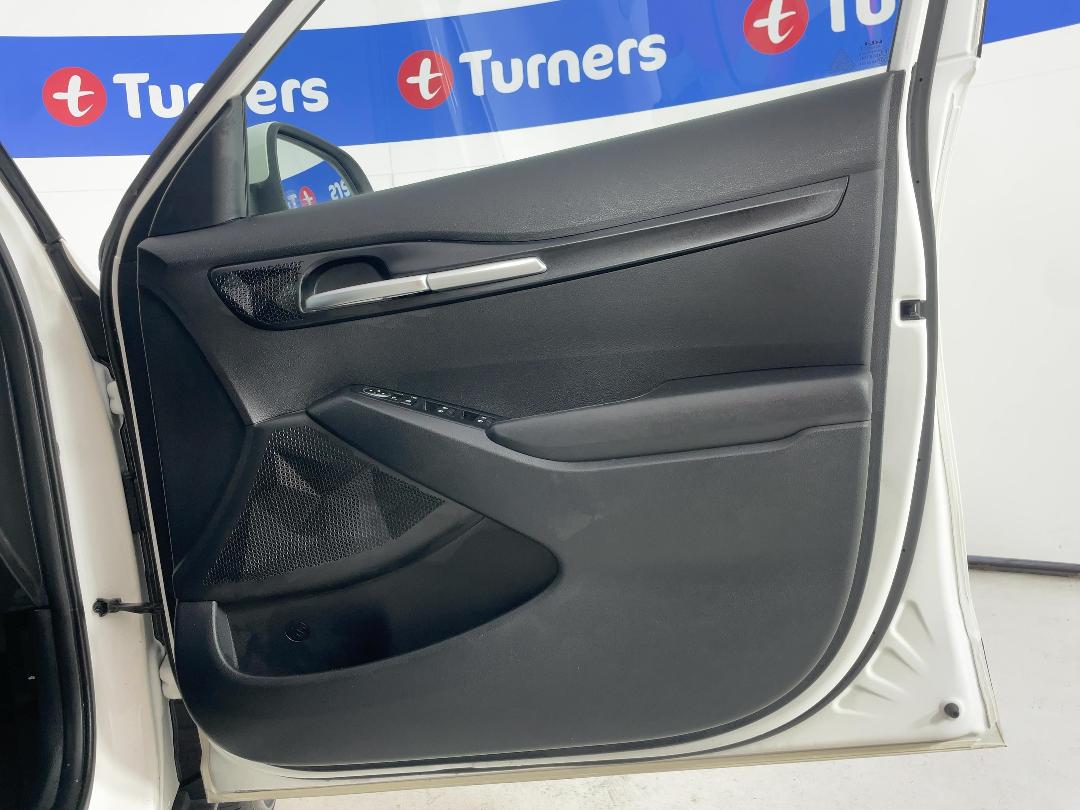 Photo '15' of KIA Seltos