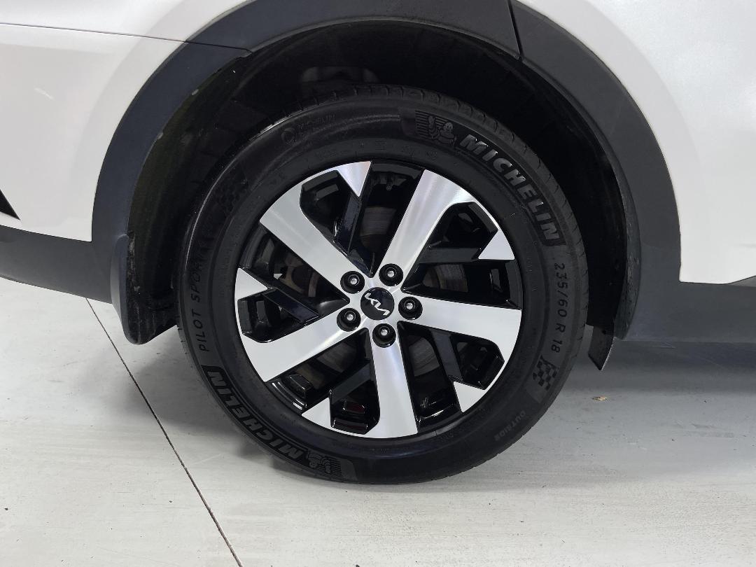 Photo '12' of KIA Sorento