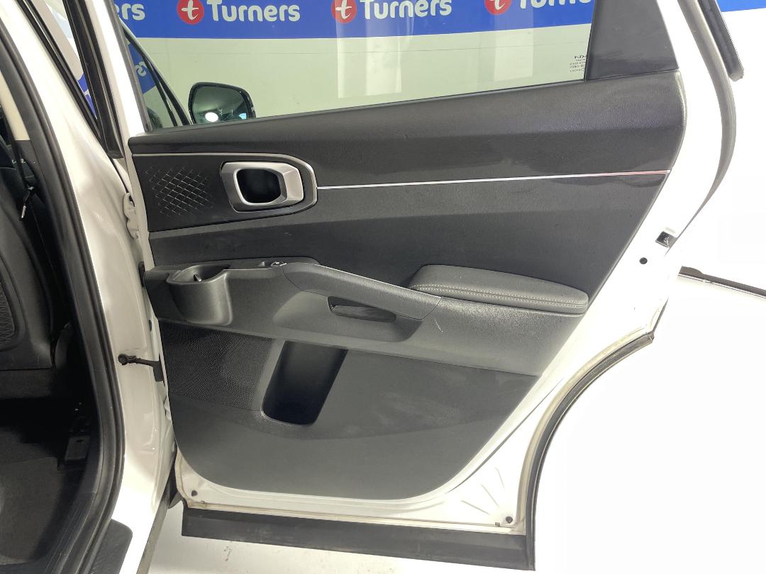 Photo '19' of KIA Sorento