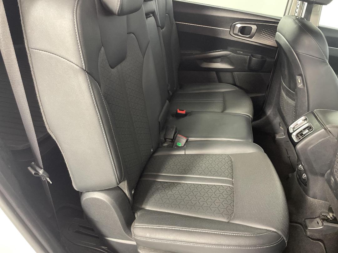 Photo '20' of KIA Sorento