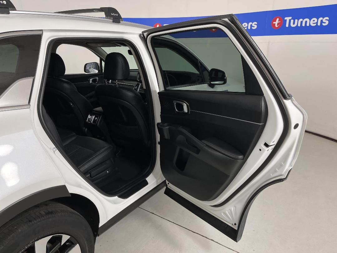 Photo '19' of KIA Sorento