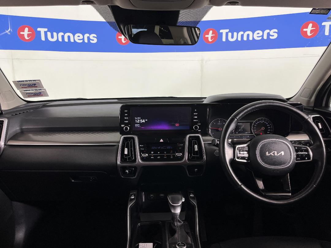 Photo '17' of KIA Sorento