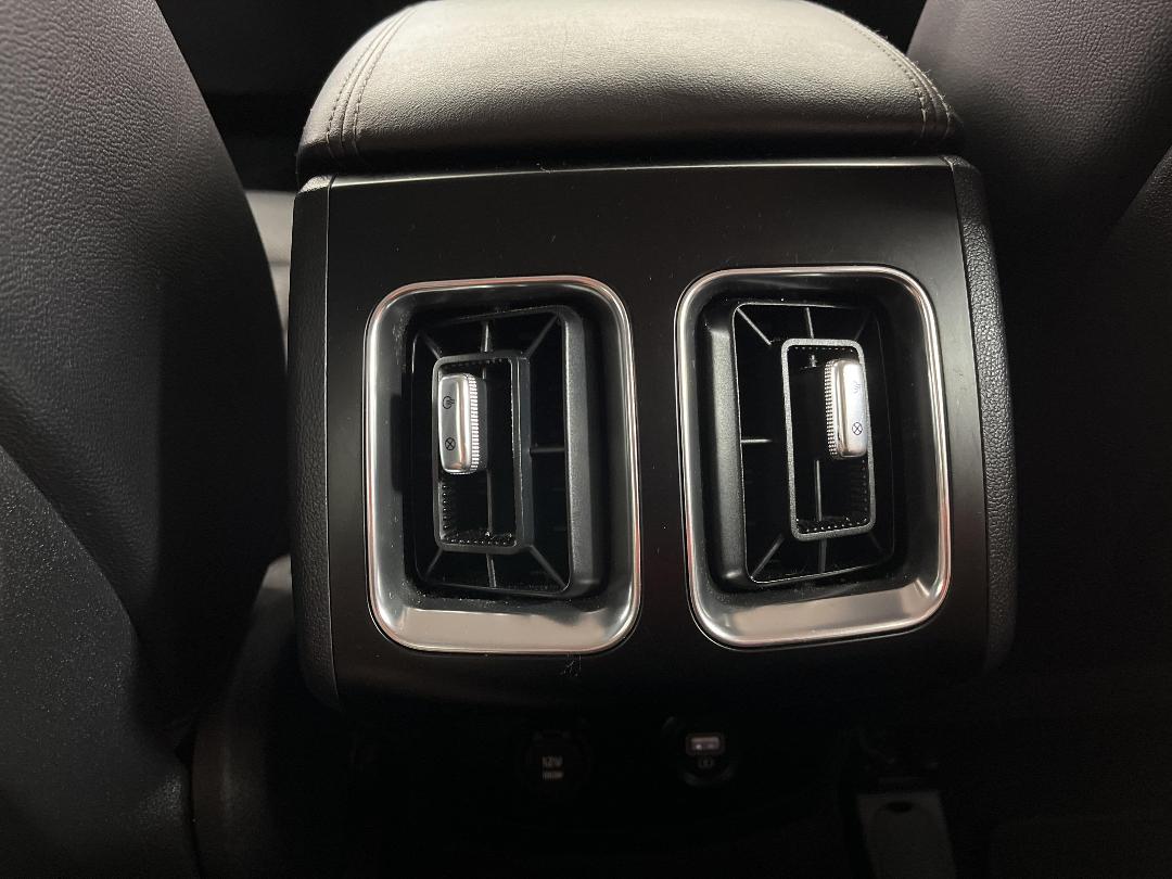 Photo '24' of KIA Sorento