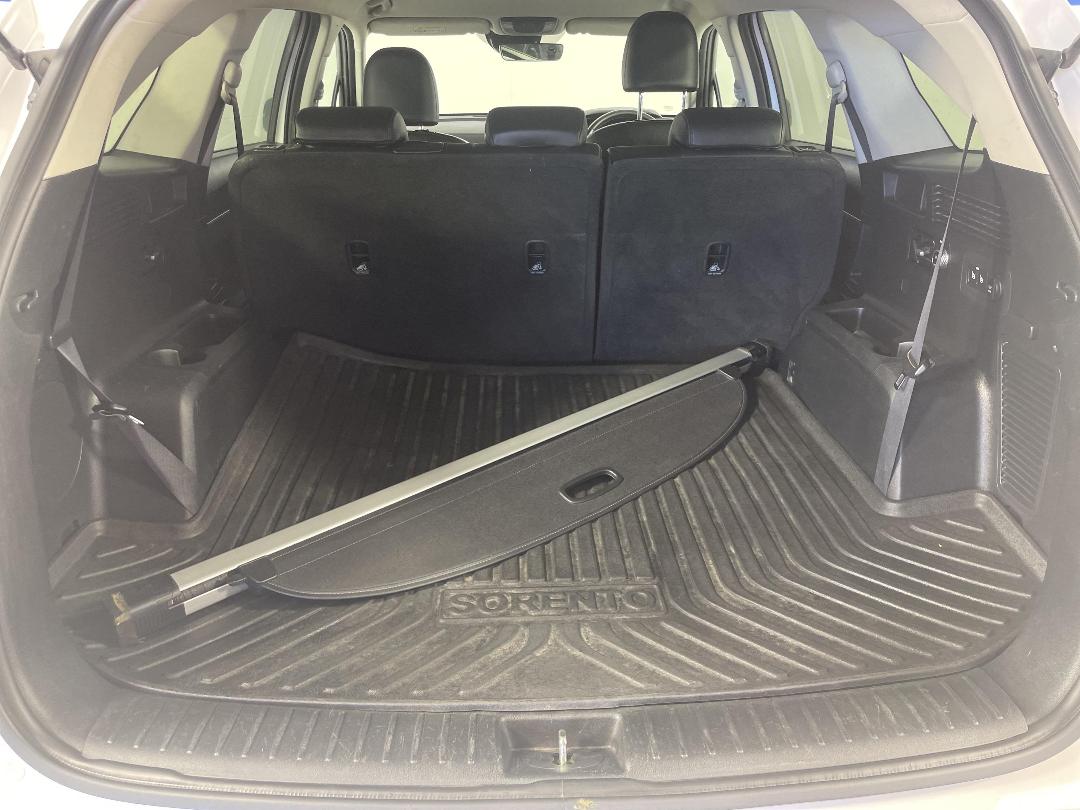 Photo '14' of KIA Sorento