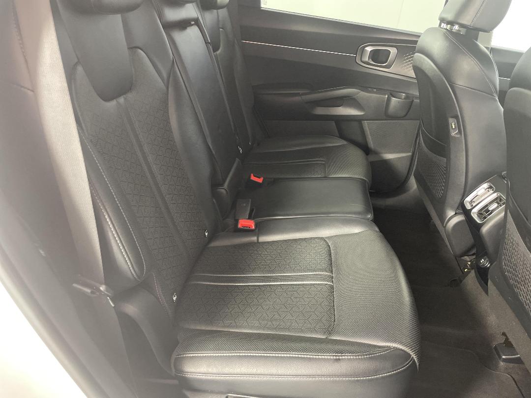 Photo '20' of KIA Sorento