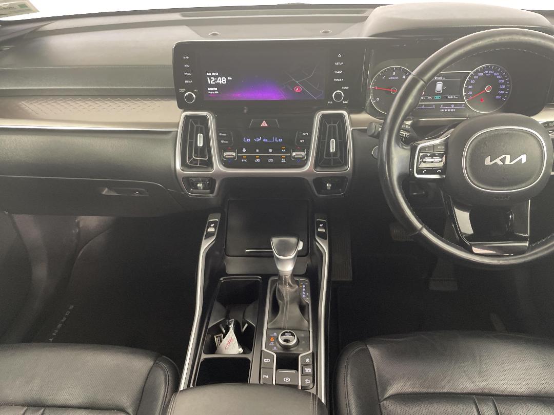 Photo '18' of KIA Sorento