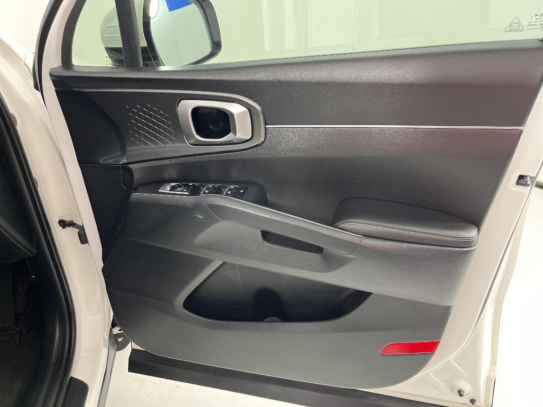 Photo '15' of KIA Sorento