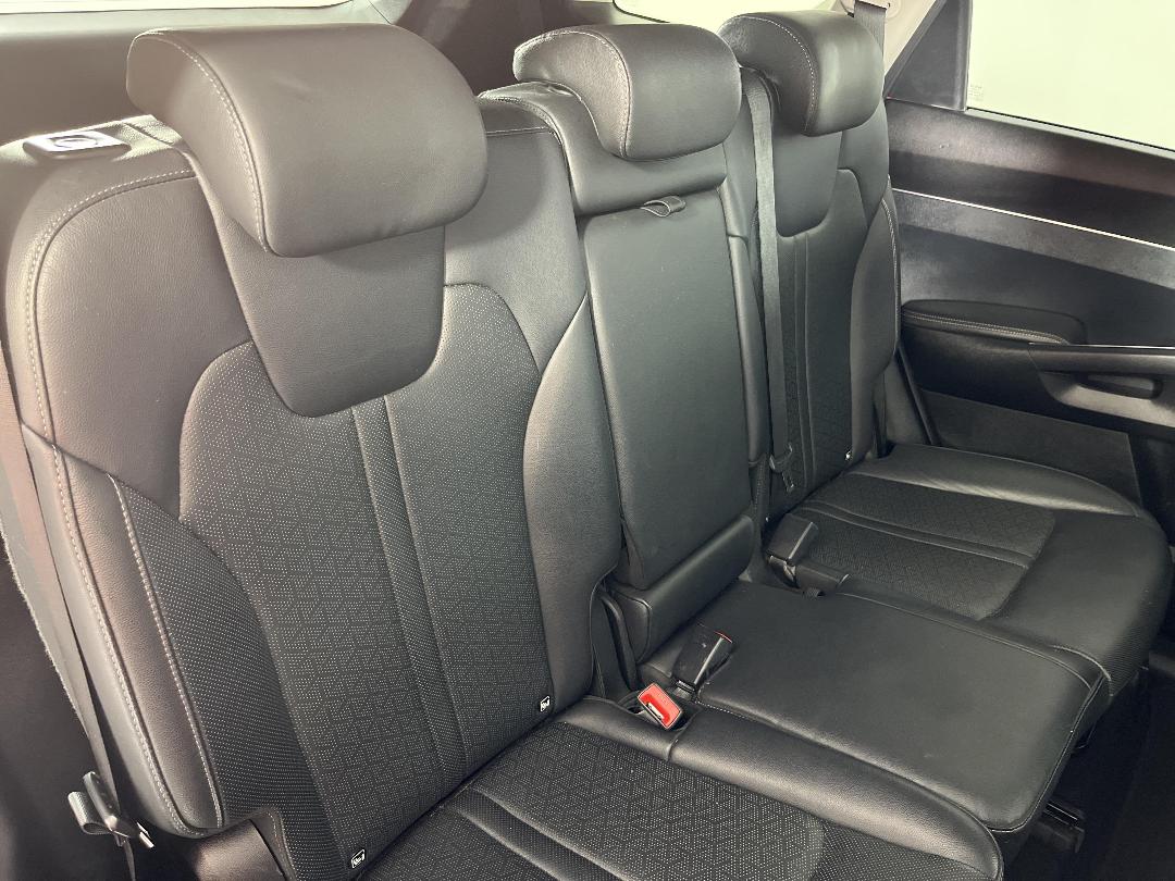 Photo '20' of KIA Sorento Photo '20' of KIA Sorento