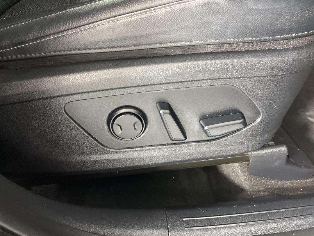 Photo '30' of KIA Sorento Photo '30' of KIA Sorento