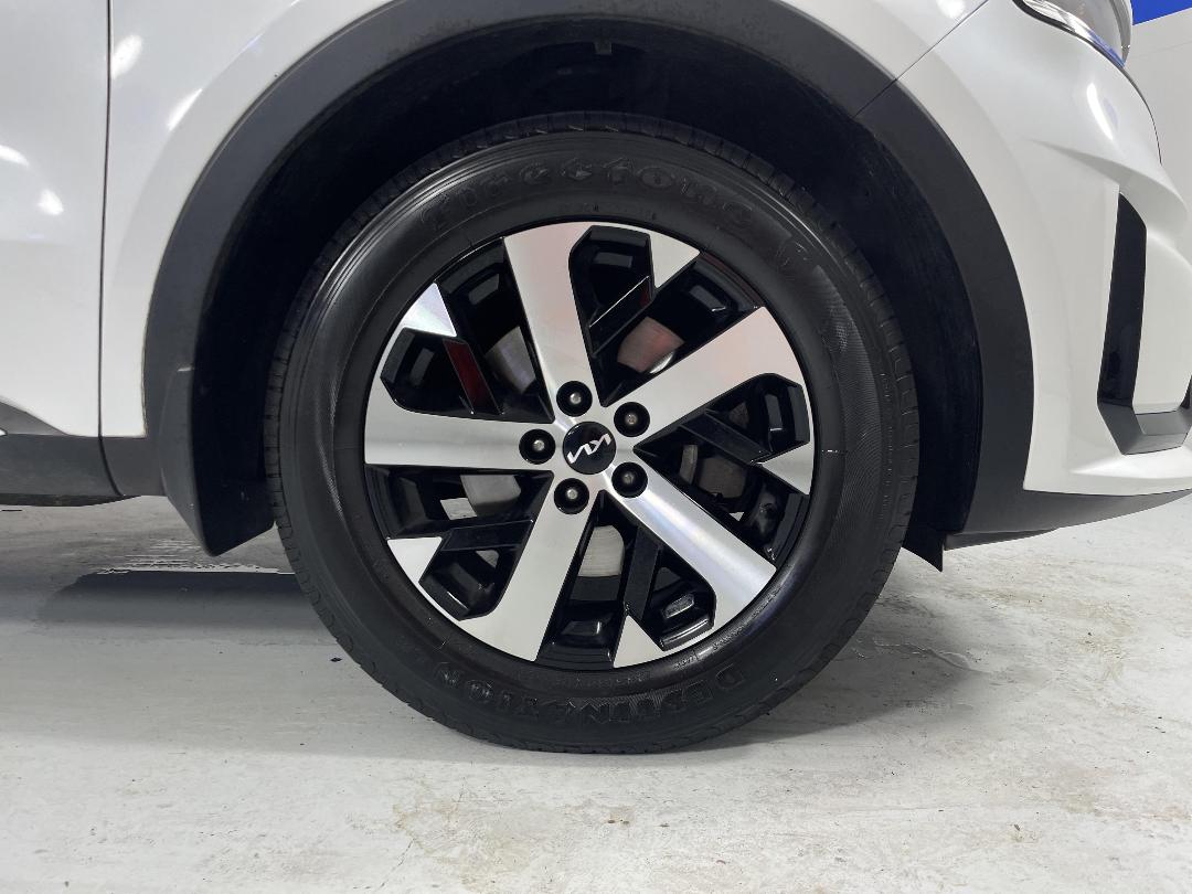 Photo '9' of KIA Sorento