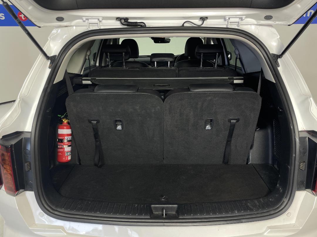 Photo '14' of KIA Sorento