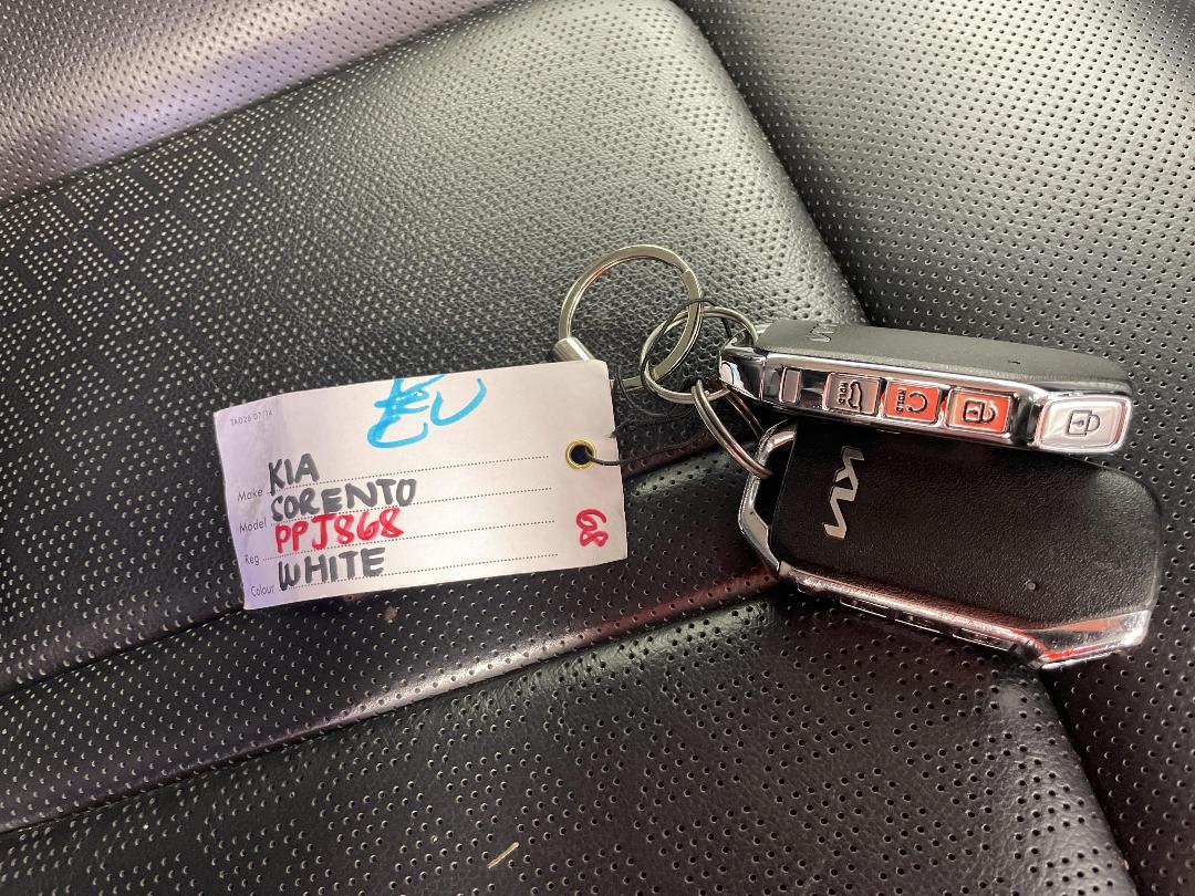 Photo '22' of KIA Sorento