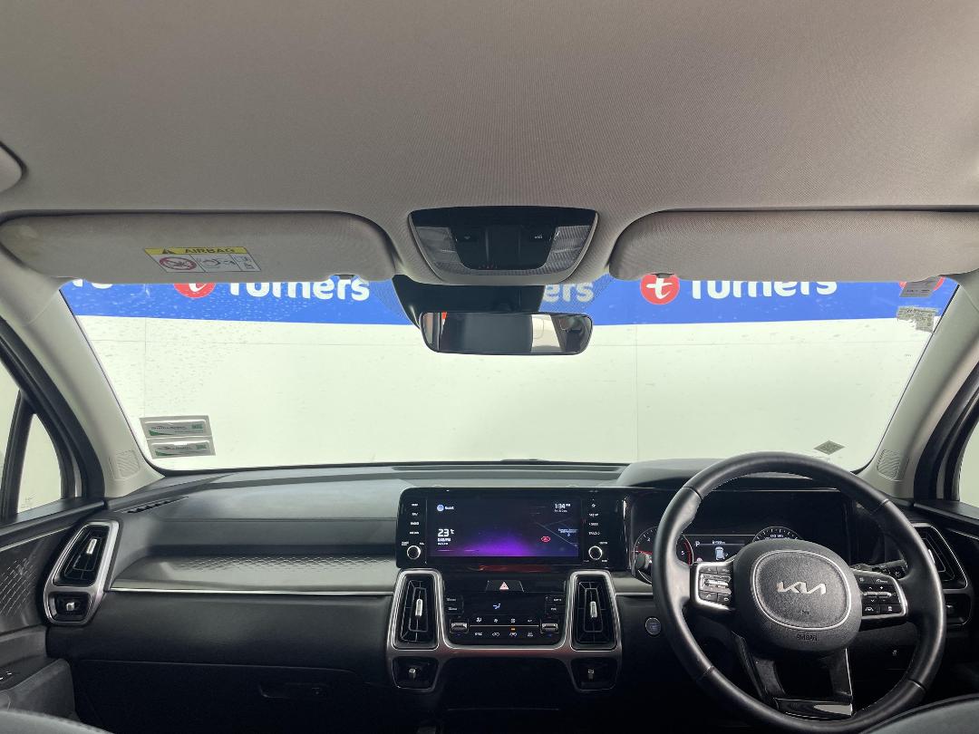 Photo '17' of KIA Sorento