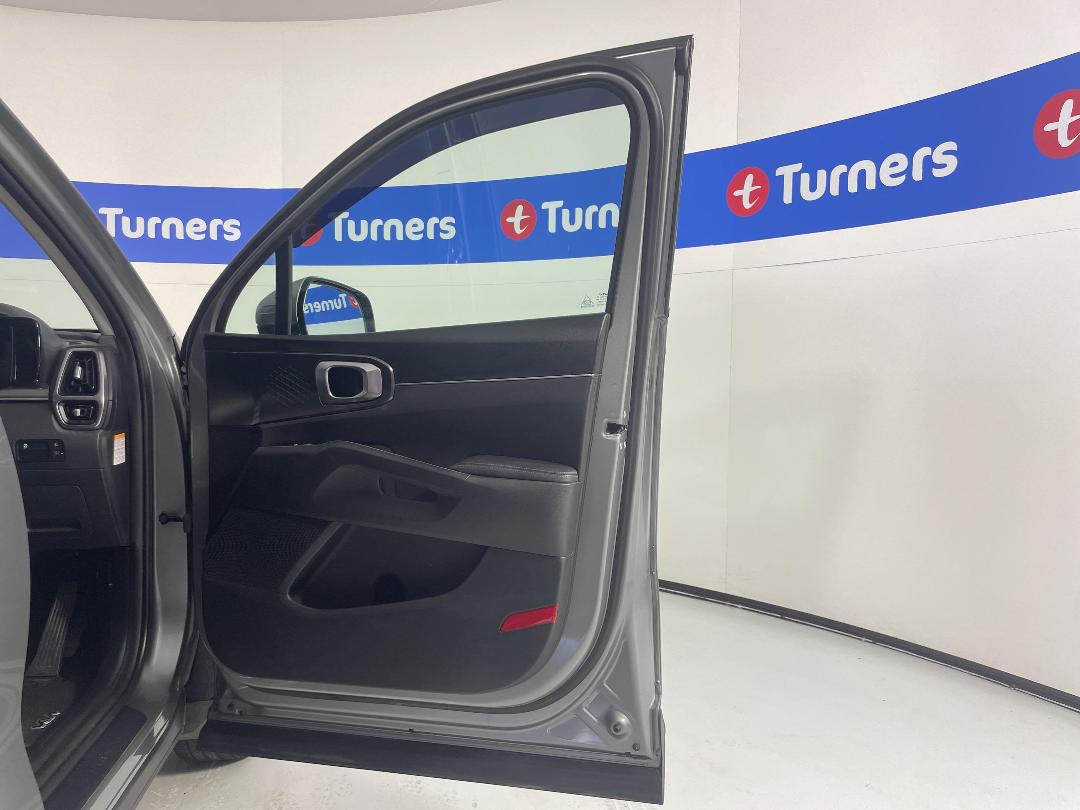 Photo '15' of KIA Sorento Photo '15' of KIA Sorento