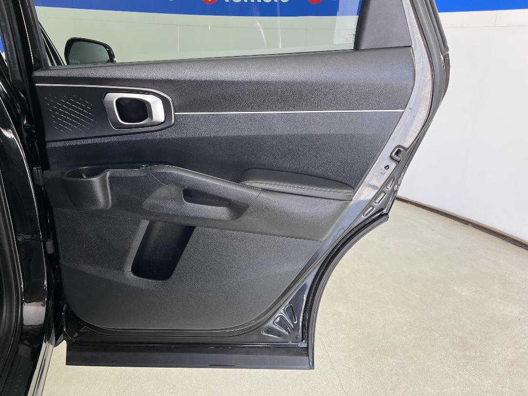 Photo '19' of KIA Sorento