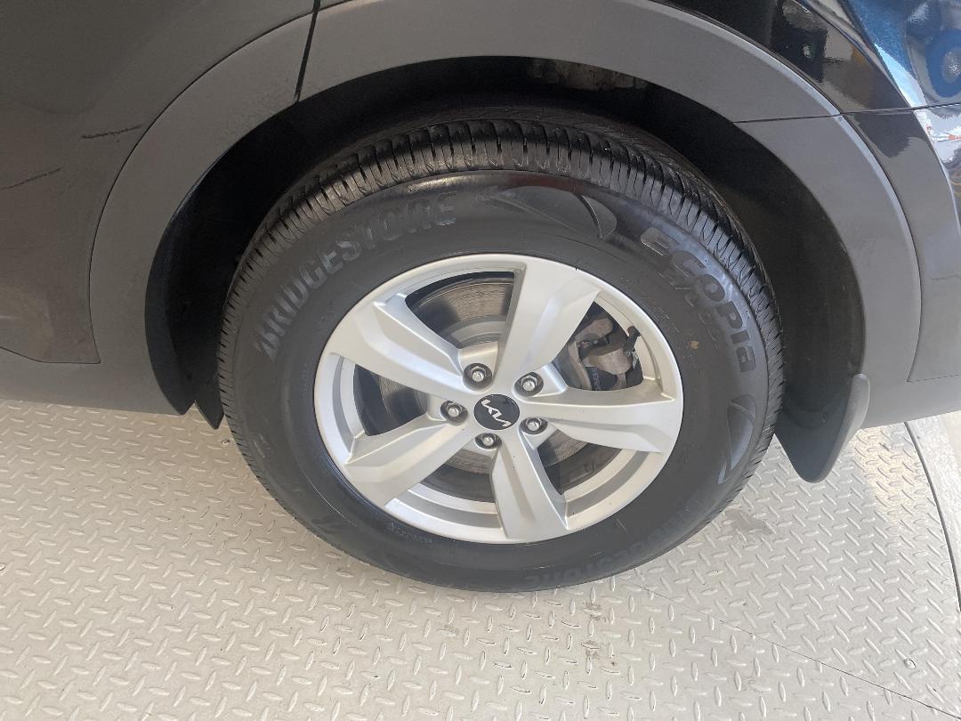 Photo '11' of KIA Sorento