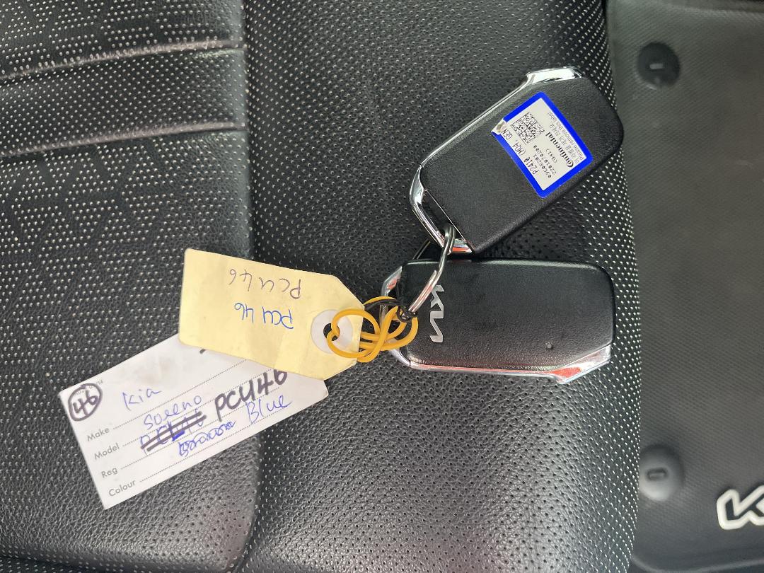 Photo '22' of KIA Sorento Photo '22' of KIA Sorento