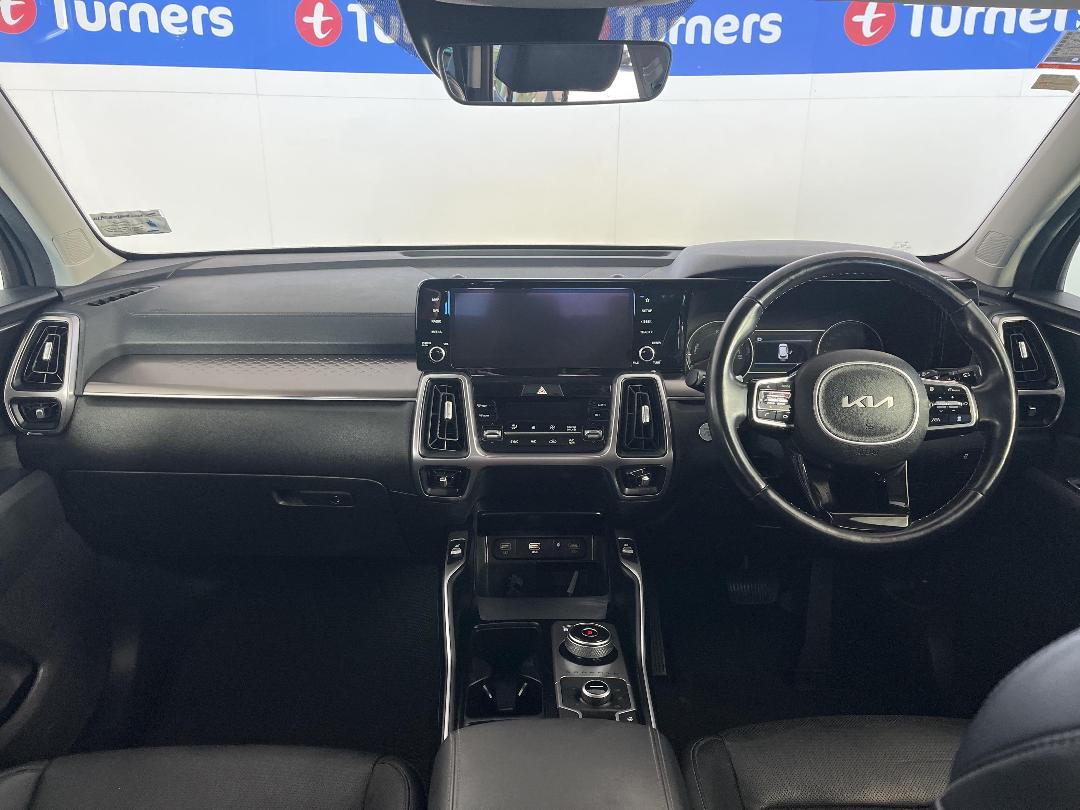 Photo '17' of KIA Sorento Photo '17' of KIA Sorento