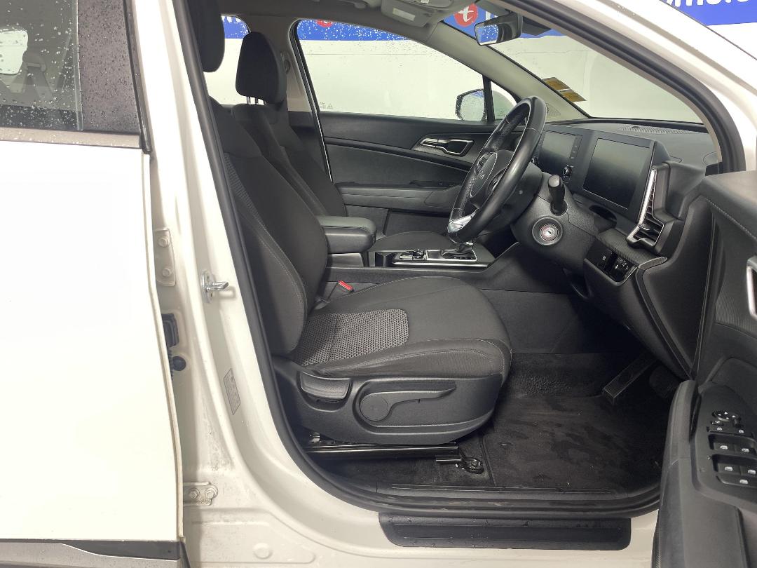 Photo '16' of KIA Sportage