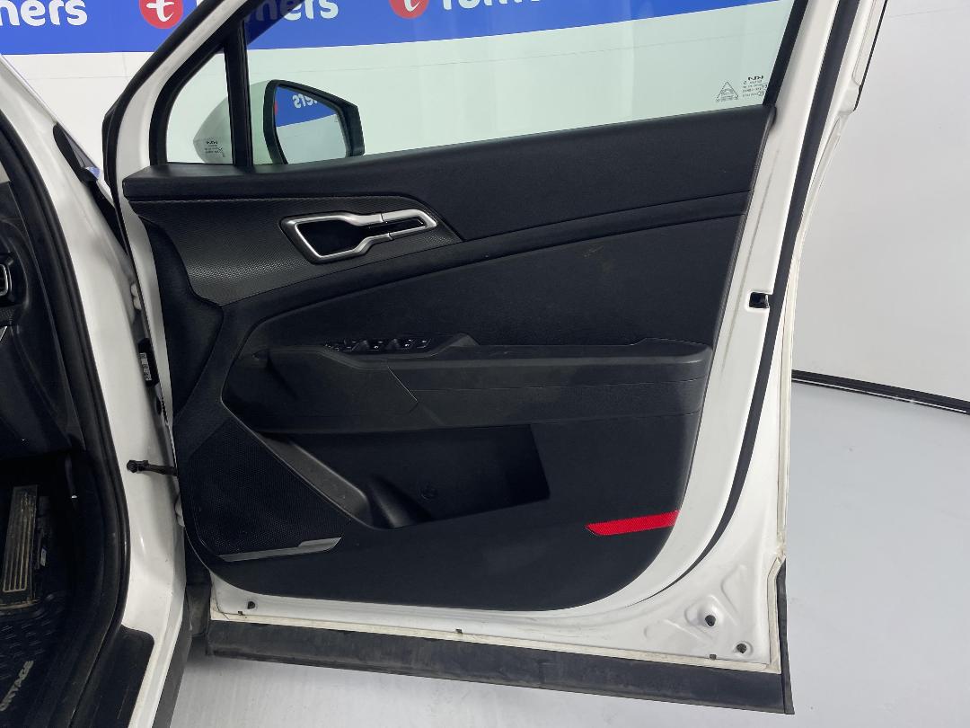 Photo '15' of KIA Sportage Photo '15' of KIA Sportage